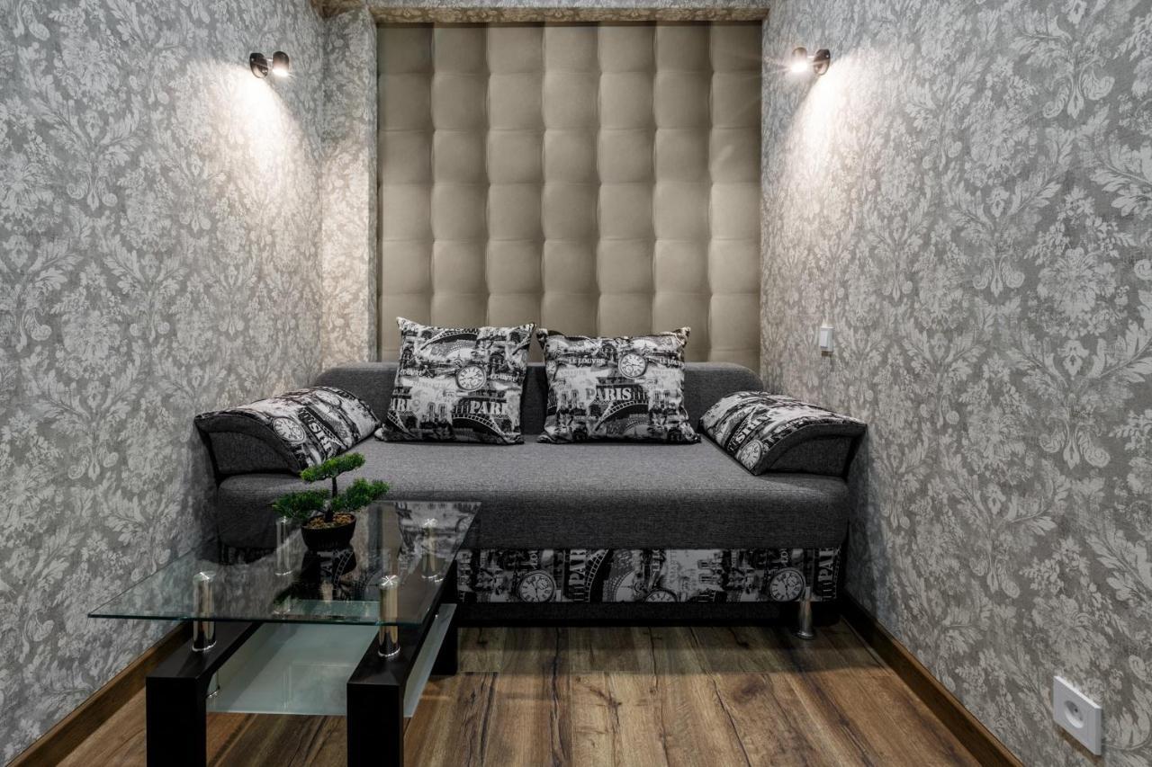 Apartment In The Center! Panoramic Windows! Fireplace! Кишинев Екстериор снимка