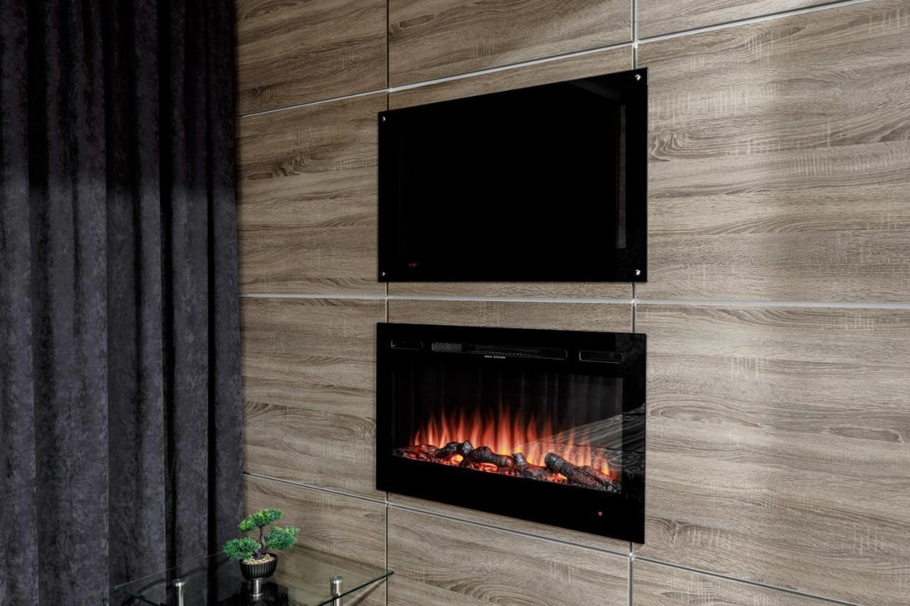 Apartment In The Center! Panoramic Windows! Fireplace! Кишинев Екстериор снимка